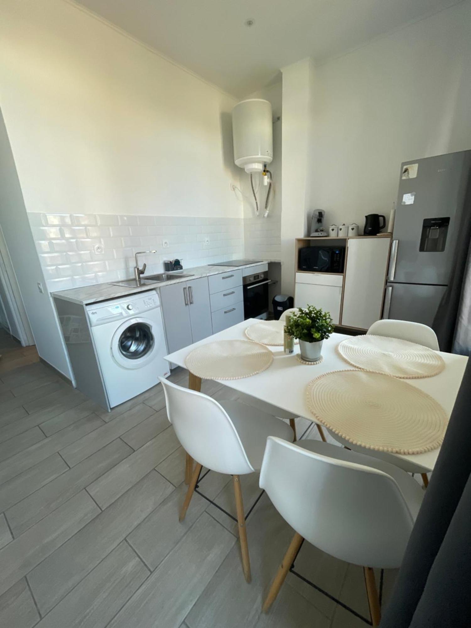 Lumineux 2 Pieces - Centre-Ville Climatise - Netflix Prime Canal - Bien Place Marsiglia Esterno foto